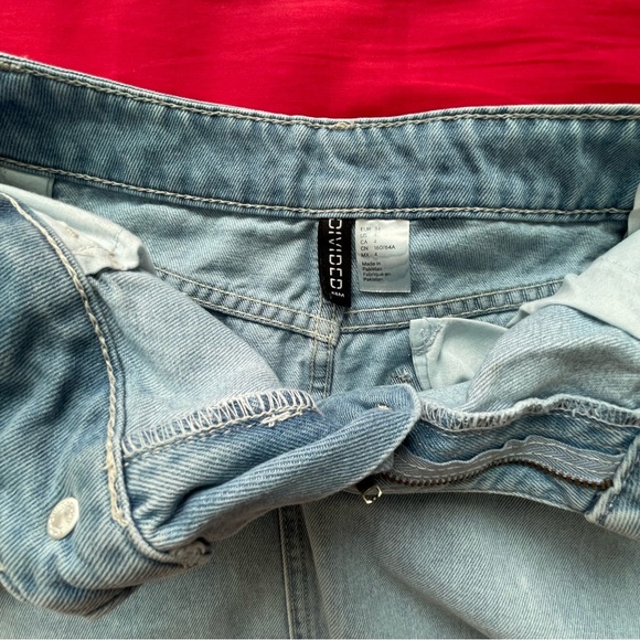 H&M Denim Mini Skirt US 4 - Picture 2 of 5